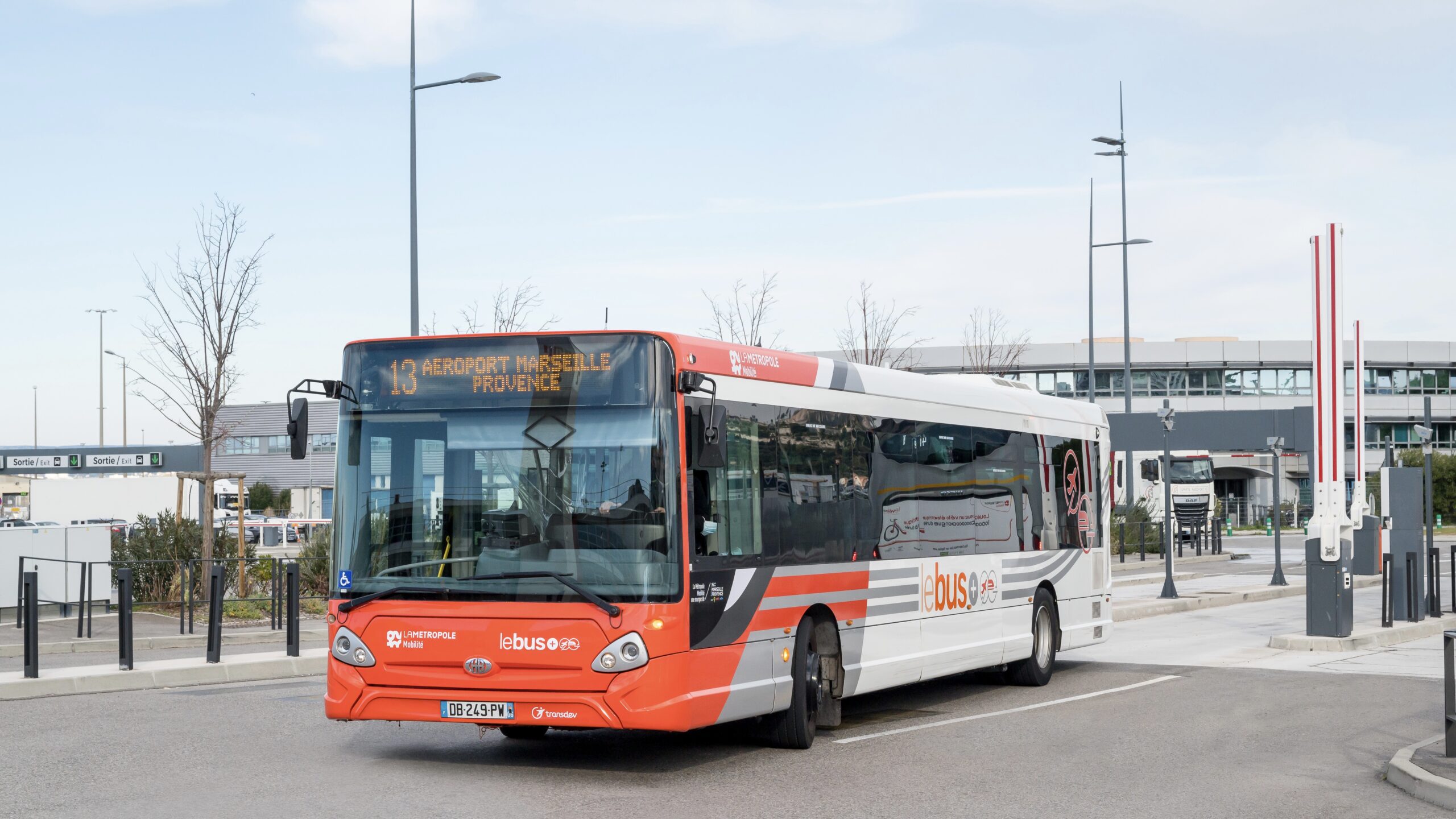lebus+ Aeroport