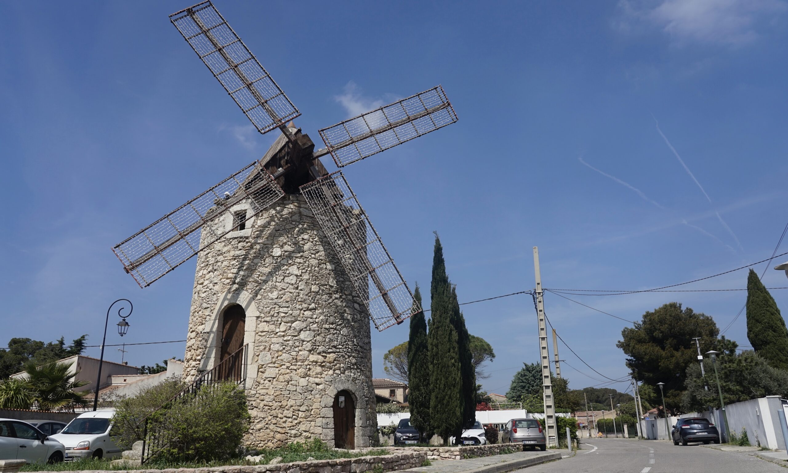 Moulin a vent - Centre ancien - Saint-Mitre-les-Remparts